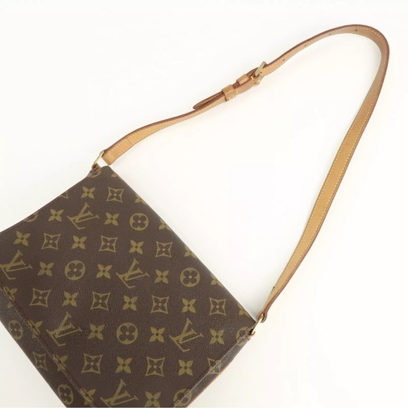 Louis Vuitton Musette Tango Short Strap Monogram Shoulder Bag - Picture 6 of 16